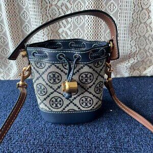 queen xuan Women's Bag Fashionable Blue Mini Handbag